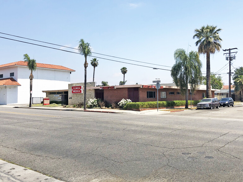 412-418 San Fernando Mission Blvd, San Fernando, CA for rent - Building Photo - Image 3 of 11