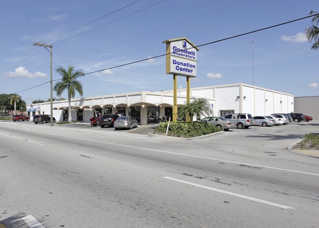 More details for 3149 W Hallandale Beach Blvd, Hallandale, FL - Light Industrial to Rent