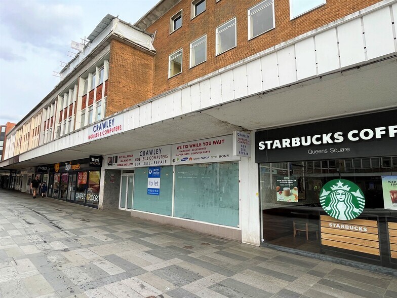10-11 Queens Sq, Crawley for sale - Building Photo - Image 1 of 1