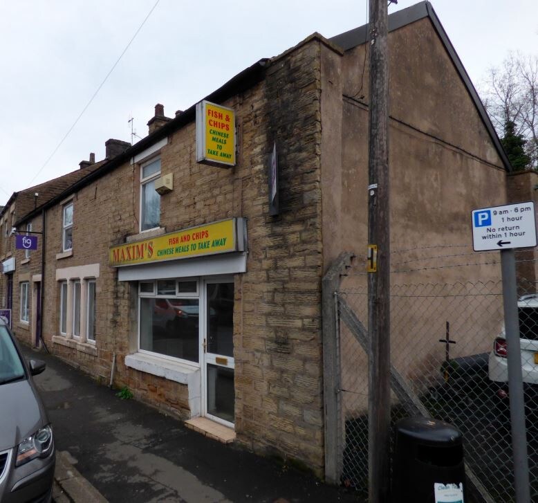 170 High Street West, Glossop for sale Primary Photo- Image 1 of 1