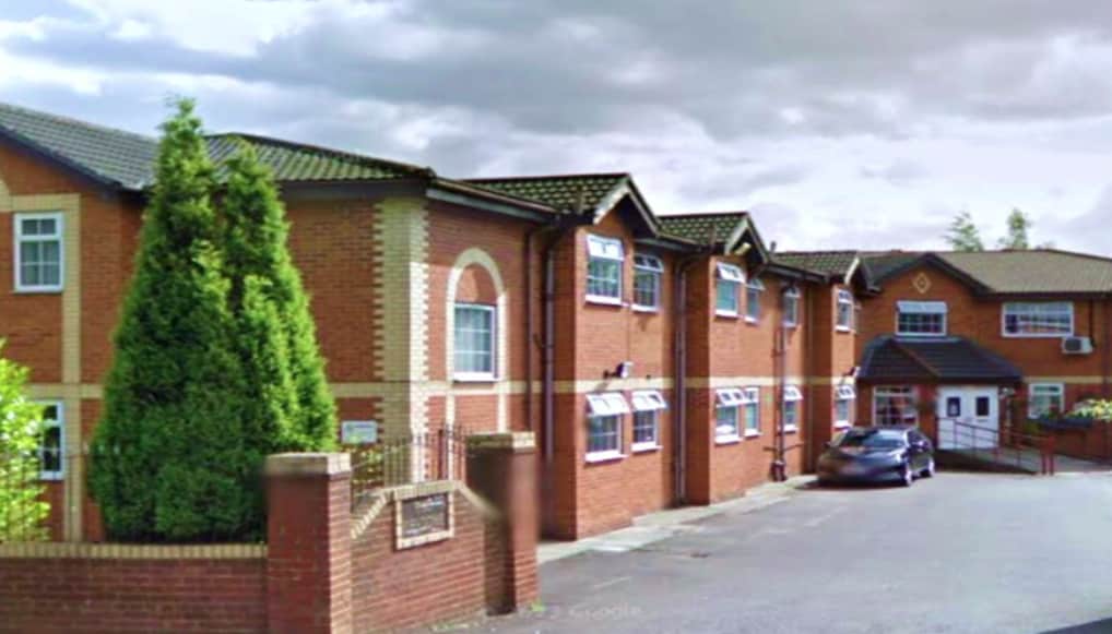 130 Kenyon Ln, Manchester for sale Primary Photo- Image 1 of 16