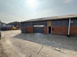 Victoria Rd, Dartford to rent Building Photo- Image 1 of 4