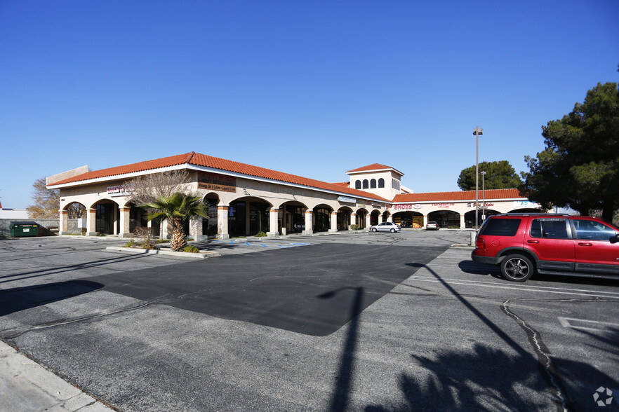 2553 E Palmdale Blvd, Palmdale, CA for sale - Building Photo - Image 1 of 1