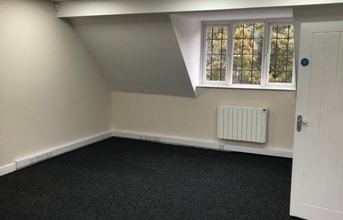 58 Thornhill Rd, Sutton Coldfield to rent Interior Photo- Image 2 of 2