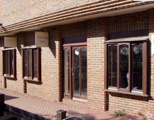 Ram Passage, Kingston Upon Thames to rent - Building Photo - Image 2 of 11