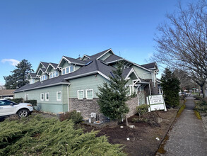 350 Miller St SE, Salem, OR for rent Building Photo- Image 1 of 21