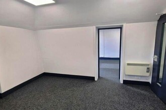 11-13 Winchester St, Basingstoke for rent Interior Photo- Image 2 of 4