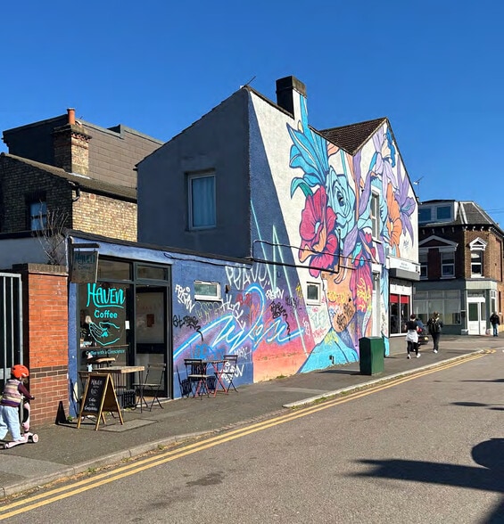 76 St. Mary Rd, London for sale - Building Photo - Image 1 of 7