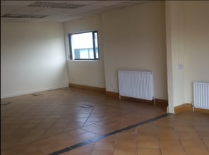 Boucher Way, Belfast to rent Interior Photo- Image 2 of 2