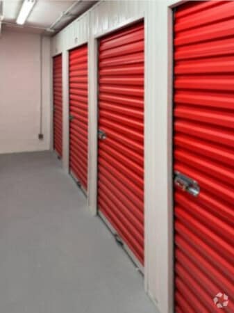 Madrid, MAD 28002 - Unit Puerta L2, Esc. 1 -  - Interior Photo - Image 1 of 1