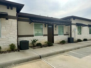 17134 N Eldridge Pkwy, Tomball, TX to rent Building Photo- Image 1 of 20