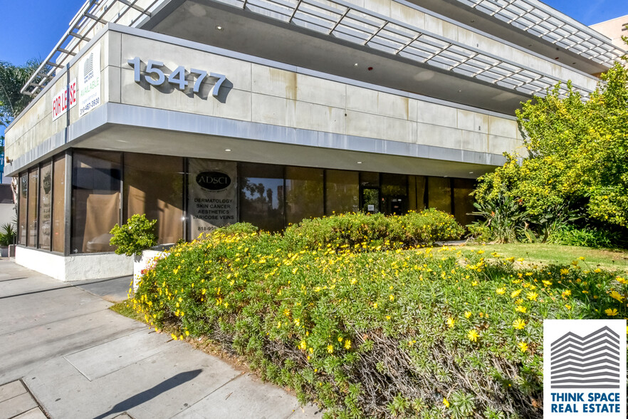 15477 Ventura Blvd, Sherman Oaks, CA for rent - Building Photo - Image 2 of 35