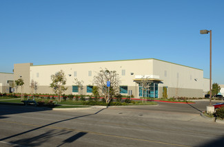 More details for 320 Hearst Dr, Oxnard, CA - Industrial for Rent