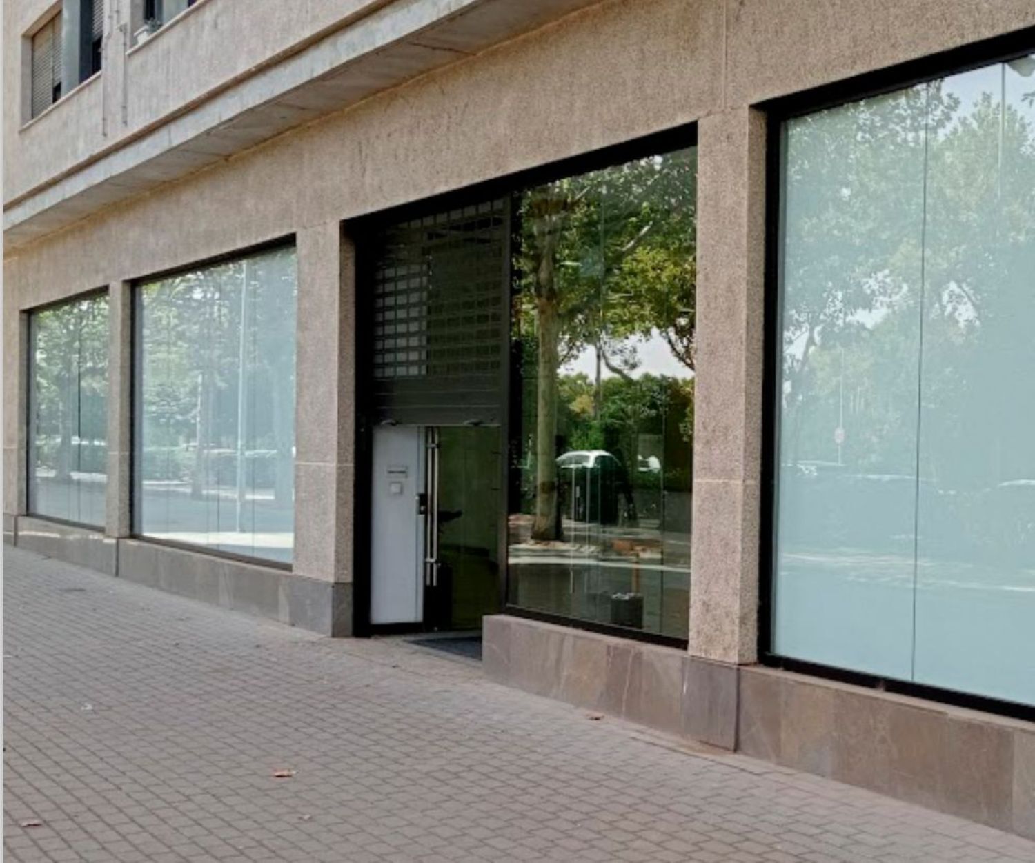 Avenida Juan Pablo II, S/N, SEVILLA, Sevilla to rent Building Photo- Image 1 of 12