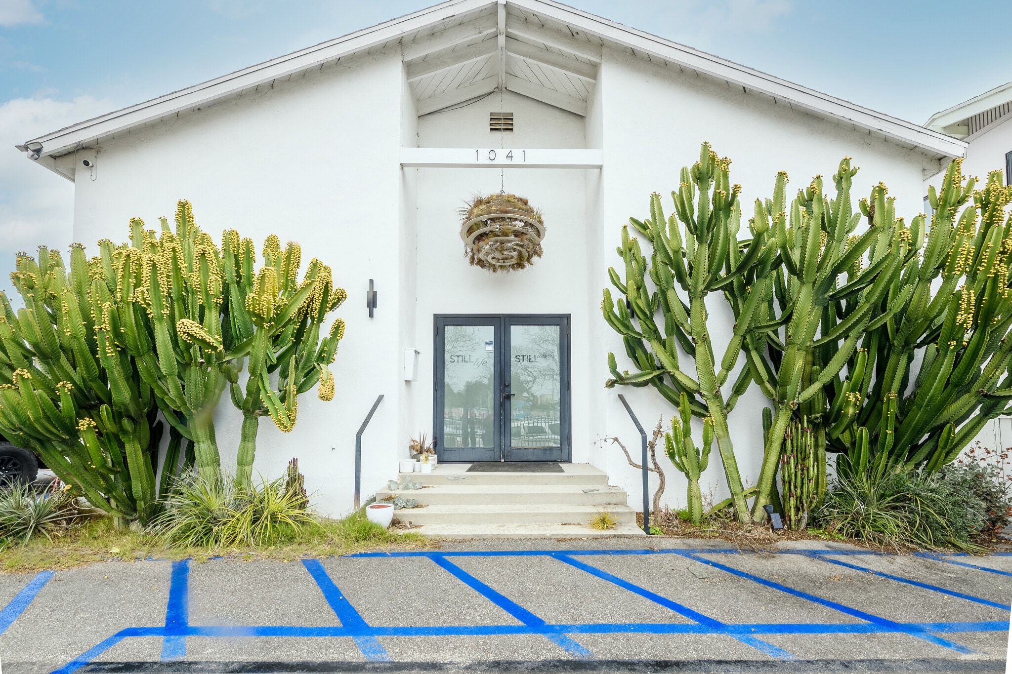 1041 Abbot Kinney Blvd, Venice, CA to rent Building Photo- Image 1 of 13