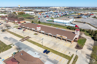 3821 - 3855 121st St, Urbandale, IA - aerial  map view - Image1