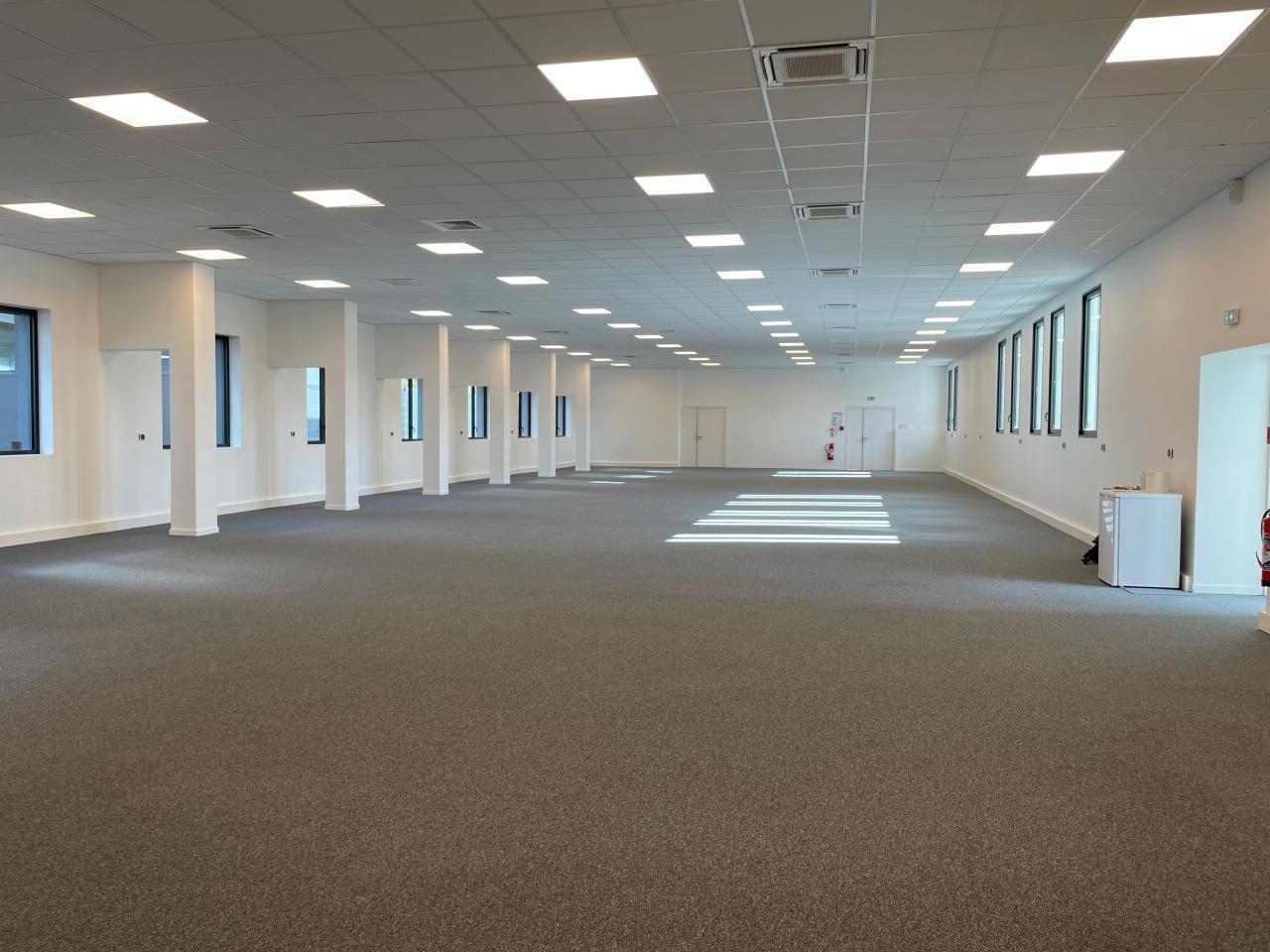 Office in Argenteuil to rent Building Photo- Image 1 of 13