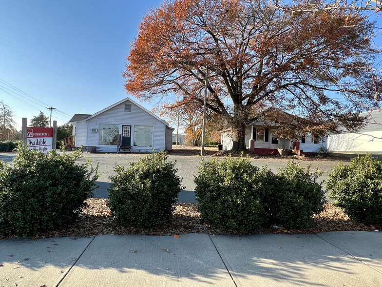 10725 Industrial Dr, Pineville, NC for sale - Primary Photo - Image 1 of 1