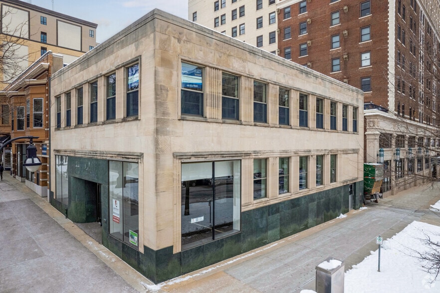 2 S Carroll St, Madison, WI to rent - Building Photo - Image 1 of 7