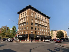 495 State St, Salem, OR for rent Building Photo- Image 1 of 19