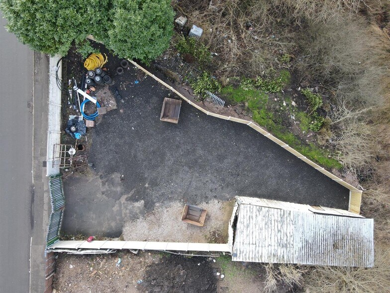 29 Smithpool Rd, Stoke On Trent for sale - Building Photo - Image 1 of 1