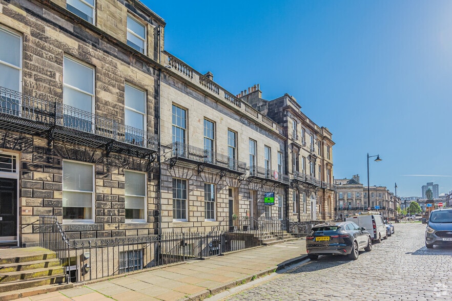 21-23 Walker St, Edinburgh to rent - Primary Photo - Image 1 of 2