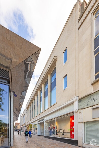 17-25 The Moor, Sheffield to rent - Building Photo - Image 2 of 2