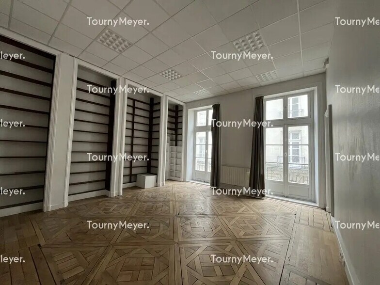 Office in Nantes to rent - Interior Photo - Image 2 of 4