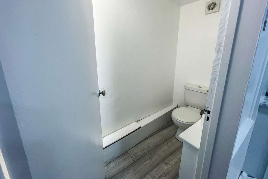 16-17 Church Ln, Banbury for sale Building Photo- Image 1 of 6