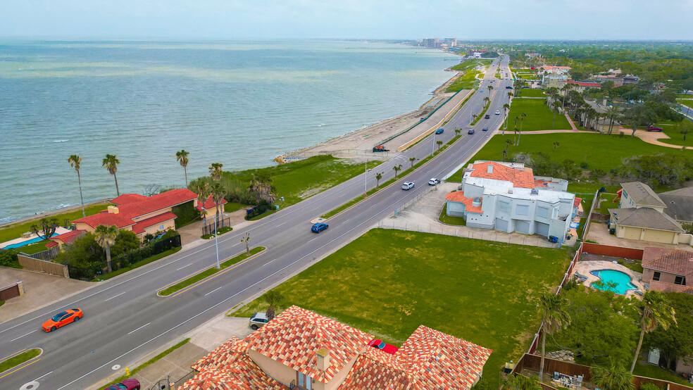 3645 Ocean, Corpus Christi, TX for sale - Building Photo - Image 1 of 18