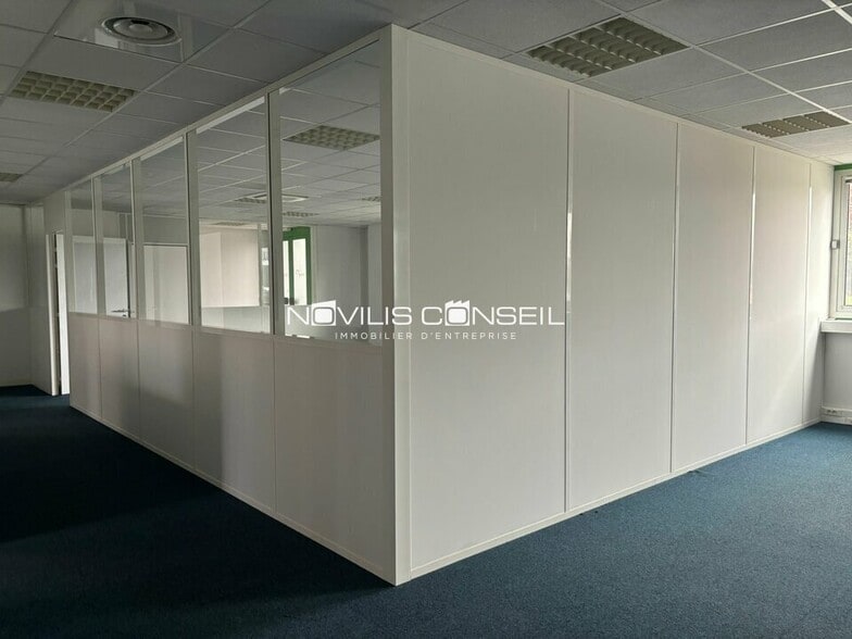 Office in Labège to rent - Interior Photo - Image 3 of 7