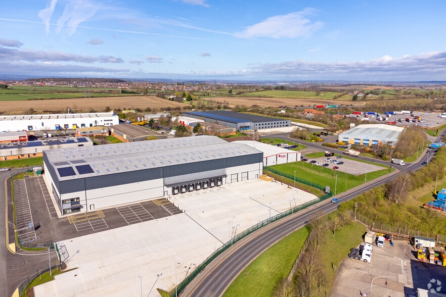 Bramley Way, Rotherham to rent - Building Photo - Image 3 of 3