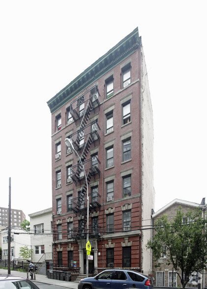 377 E 153rd St, Bronx, NY for sale - Building Photo - Image 1 of 3