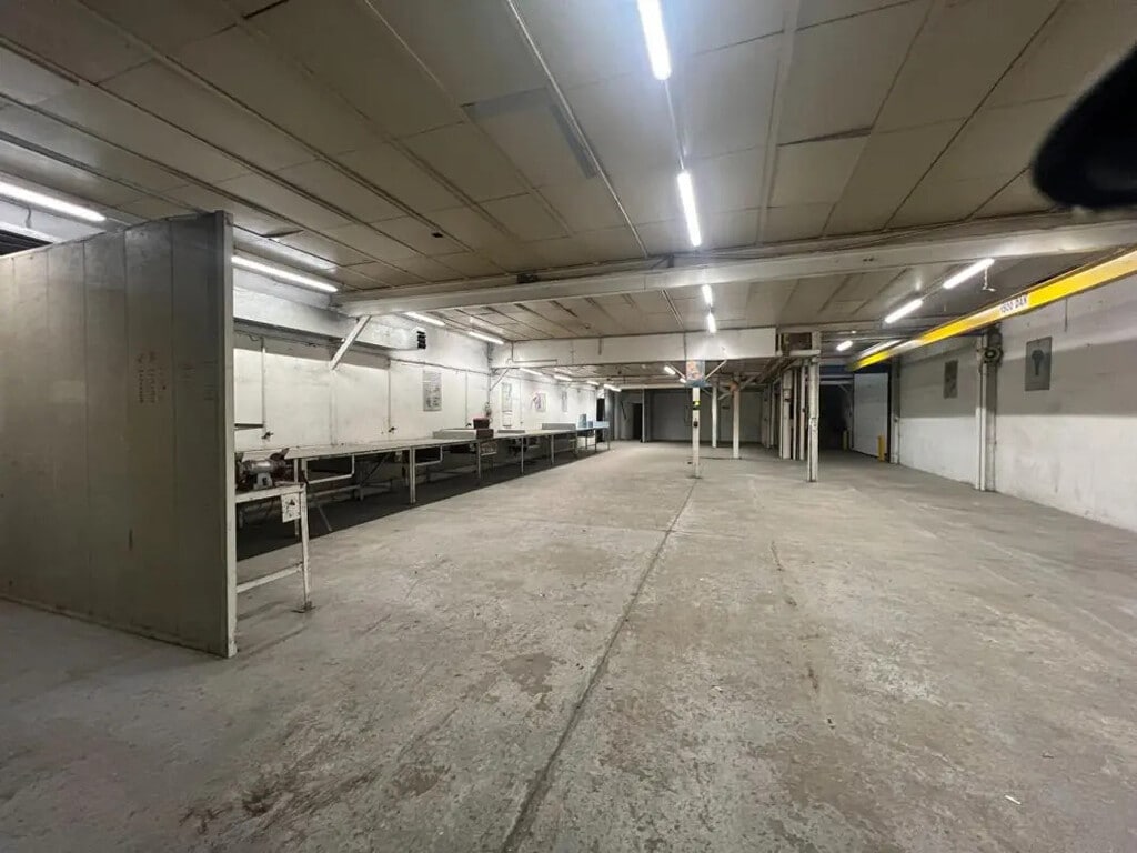 Vente Local d'activités 871 m² - Photo 1