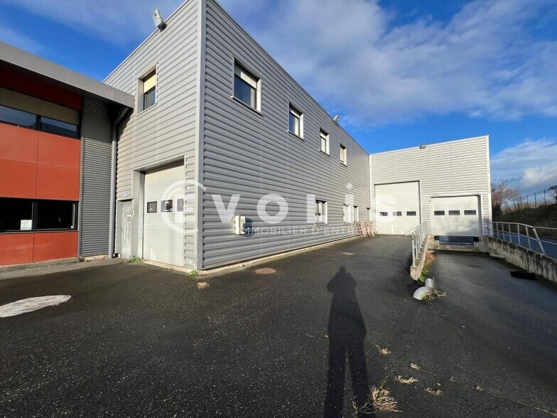 Light Industrial in FLEURIEUX-SUR-L'ARBRESLE for sale - Building Photo - Image 2 of 17