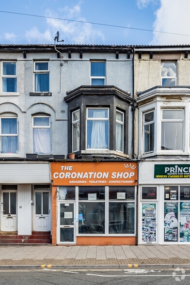 94A Coronation St, Blackpool to rent - Primary Photo - Image 1 of 2