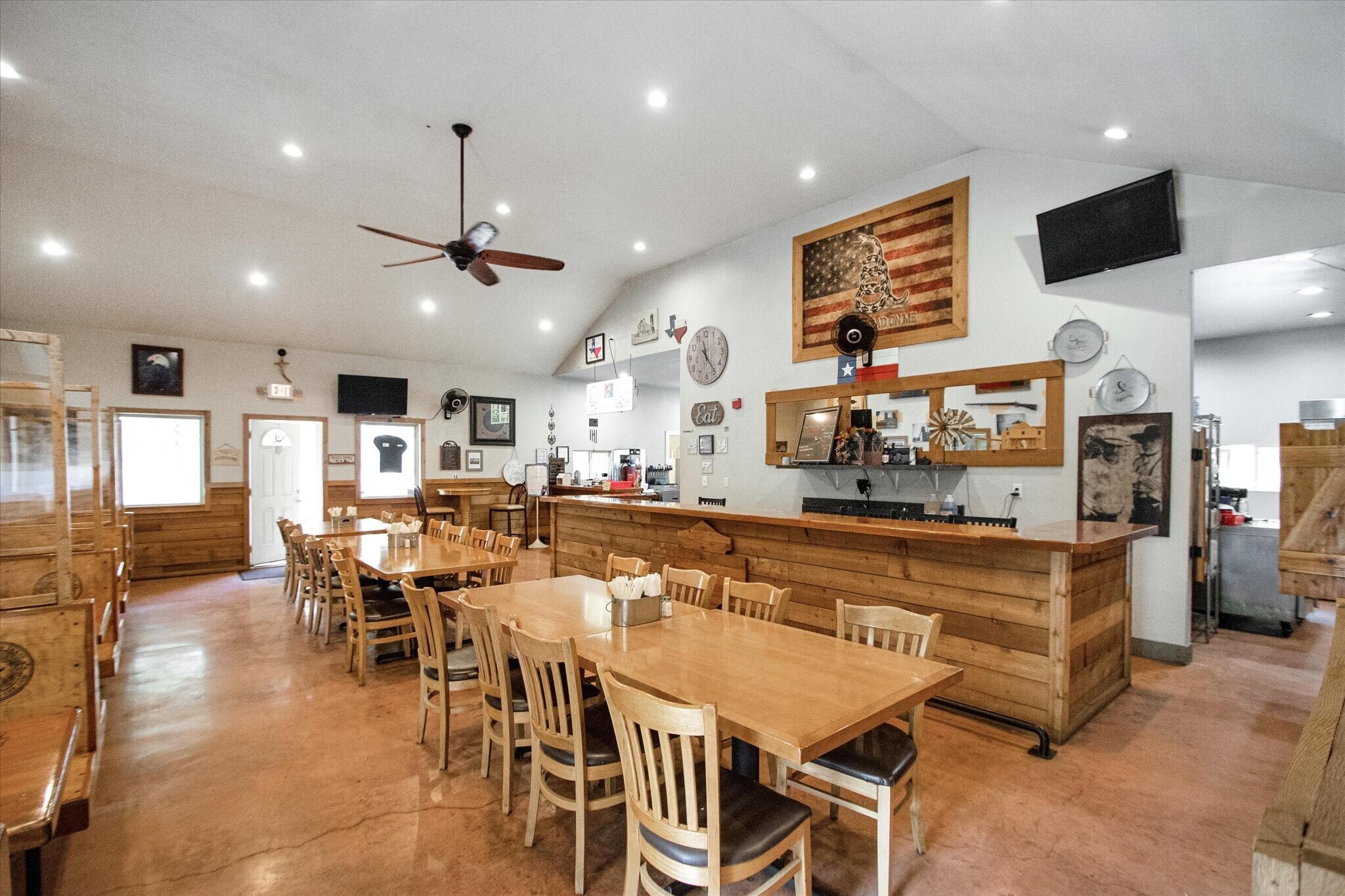 3710 Waterwood Pass, Elmendorf, TX for sale Interior Photo- Image 1 of 42