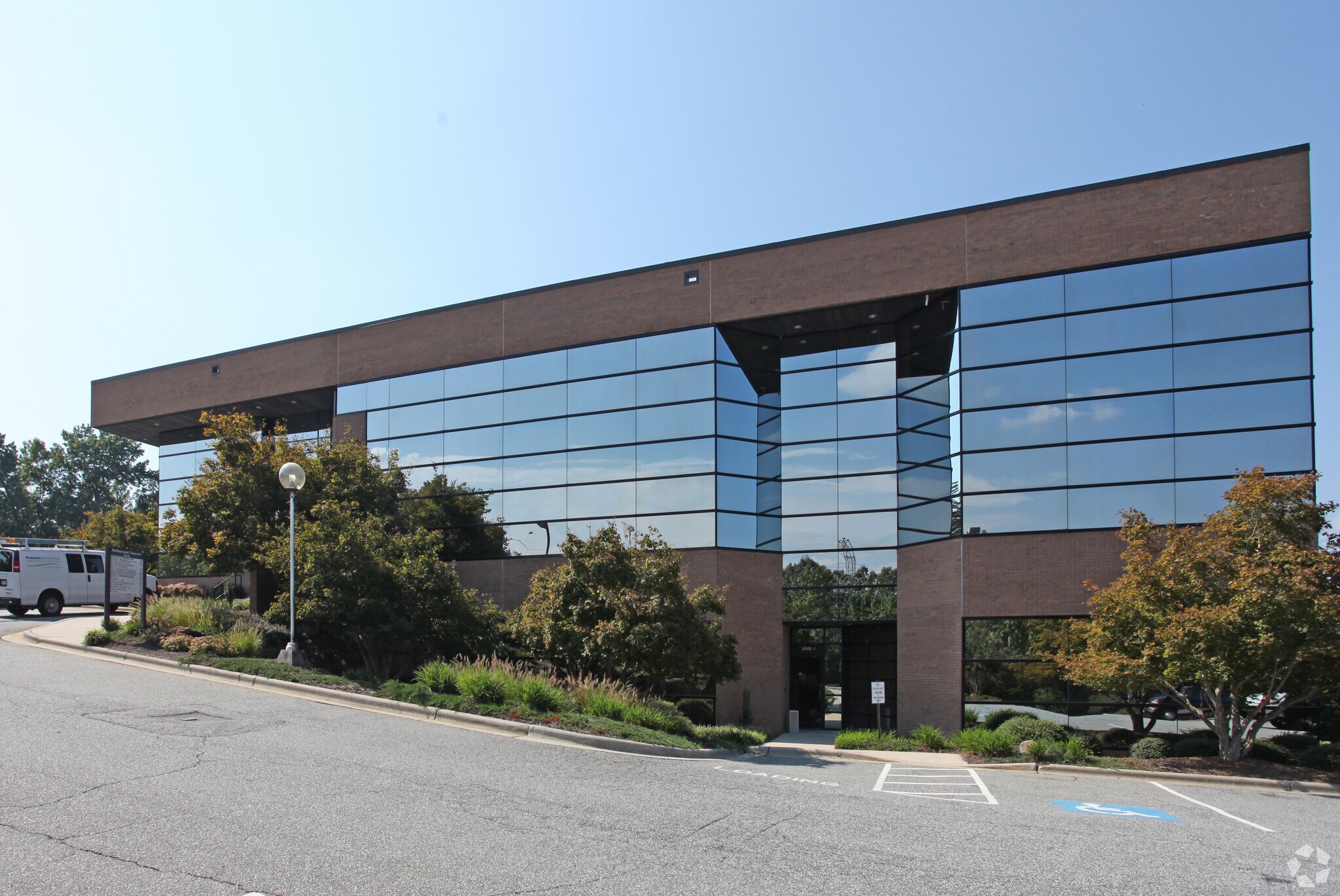 3859 Battleground Ave, Greensboro 27410 Office for Rent UK