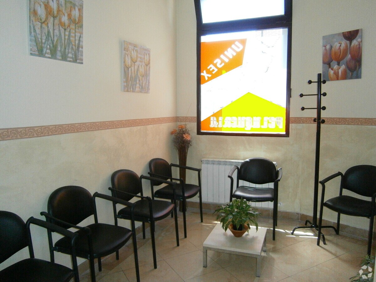Calle Conde Don Ramón, 69, Ávila, AVI 05001 - Unit Puerta L2, Esc. 1 -  - Interior Photo - Image 2 of 5