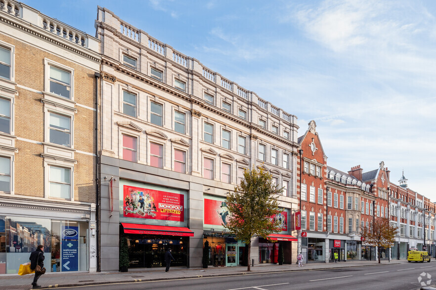 213-215 Tottenham Court Rd, London for rent - Building Photo - Image 2 of 3