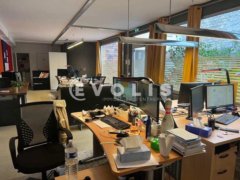 Office in Paris to rent - Interior Photo - Image 3 of 5