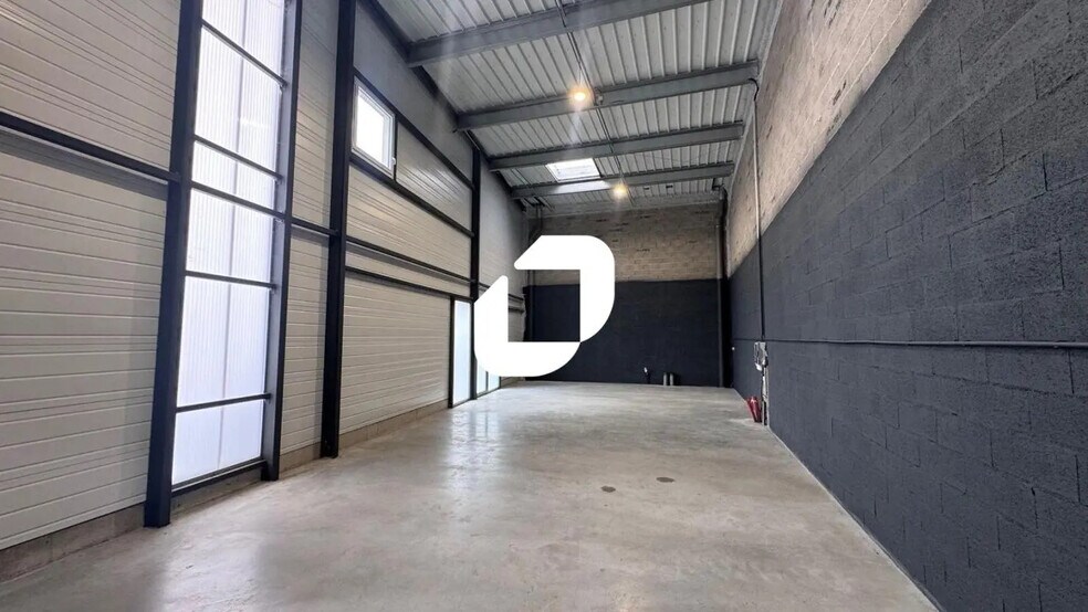 6 Rue Simone Veil, Holtzheim to rent - Interior Photo - Image 3 of 8