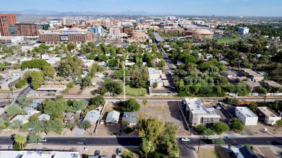 1015-1031 S Farmer ave, Tempe, AZ for sale - Primary Photo - Image 1 of 4