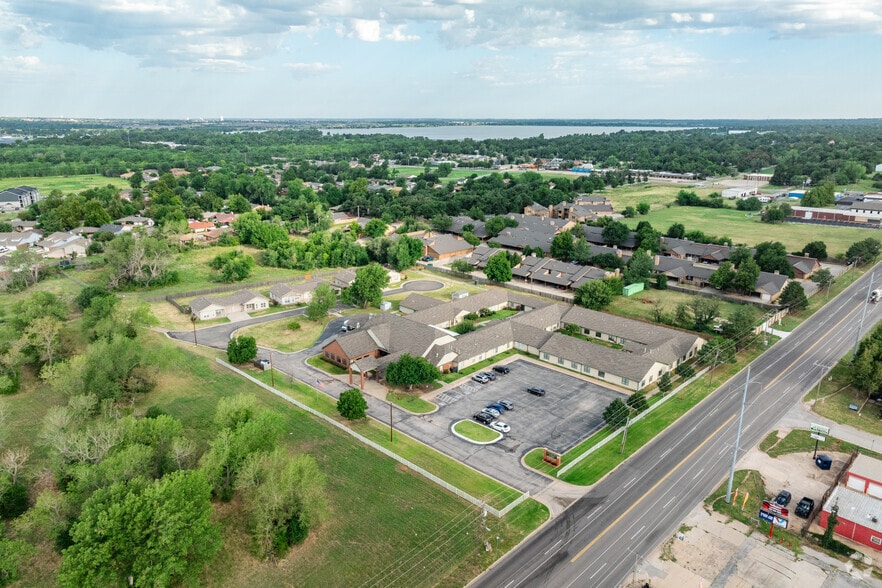 701 N Council Rd, Oklahoma City, OK for sale - Building Photo - Image 1 of 24