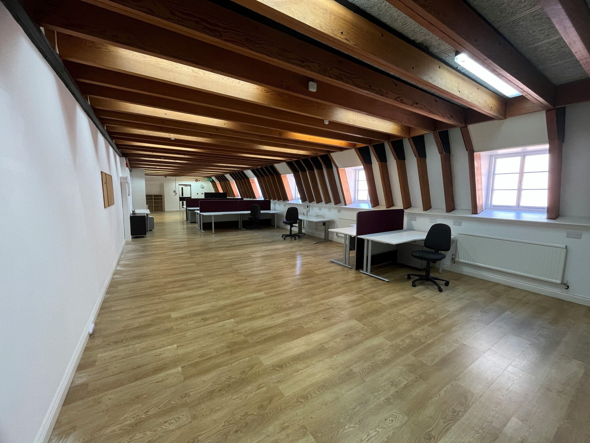 34 Market Sq, Aylesbury to rent Building Photo- Image 1 of 14