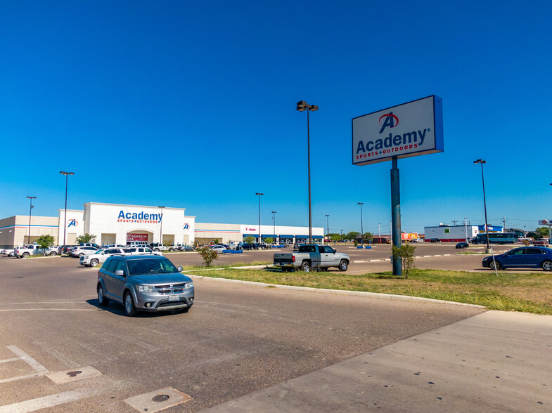 Academy, Eagle Pass, TX for sale - Building Photo - Image 1 of 1