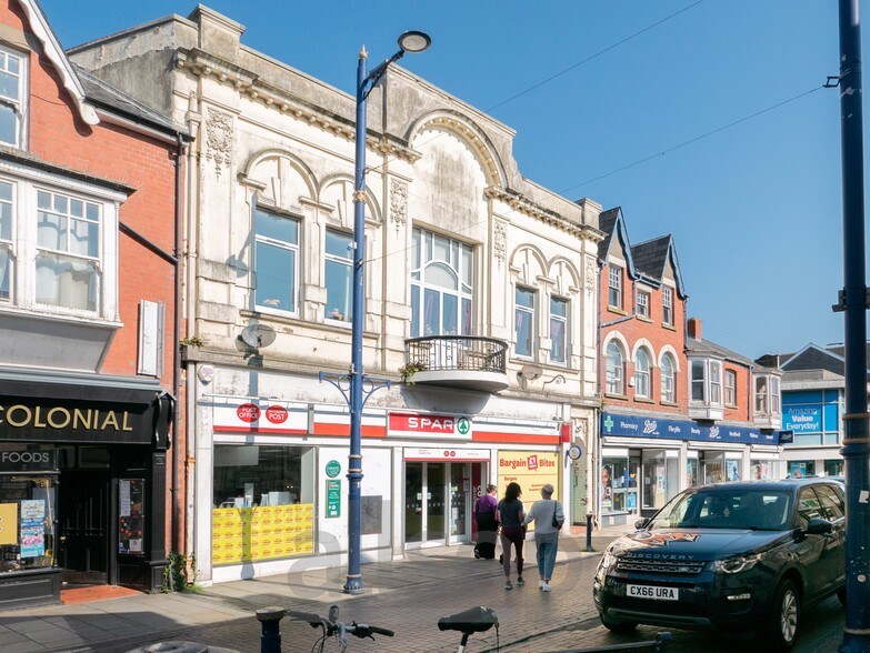 66-70 John St, Porthcawl for sale - Primary Photo - Image 1 of 6