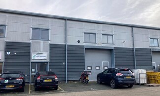 More details for 33 The Ridgeway, Iver - Industrial for Rent