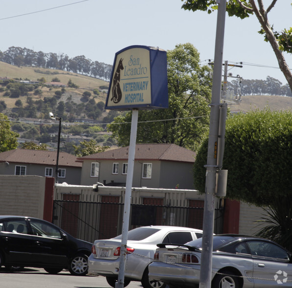 13740 E 14th St, San Leandro, CA for rent - Building Photo - Image 3 of 3