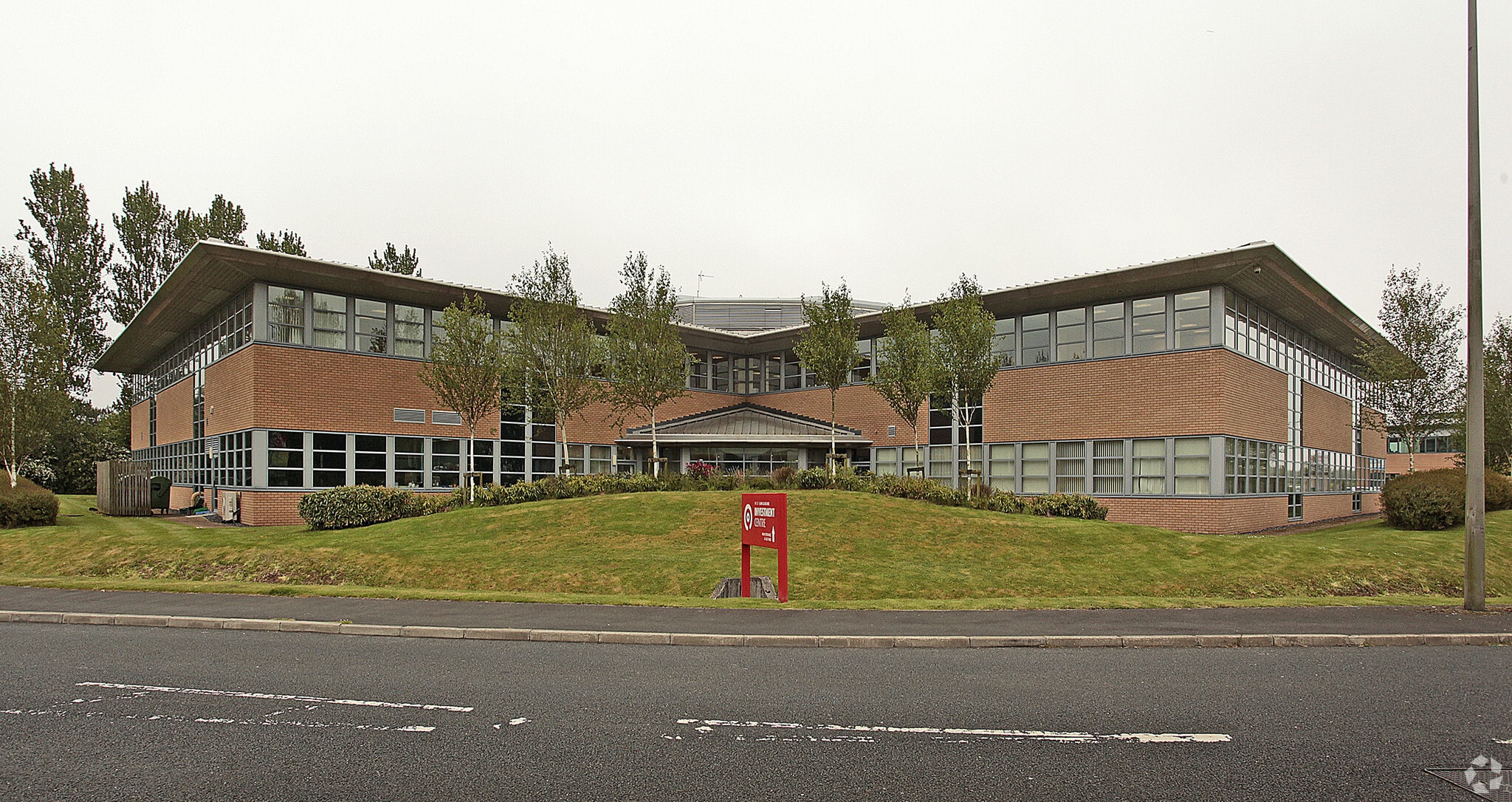 Maple Vw, Skelmersdale for sale Primary Photo- Image 1 of 1